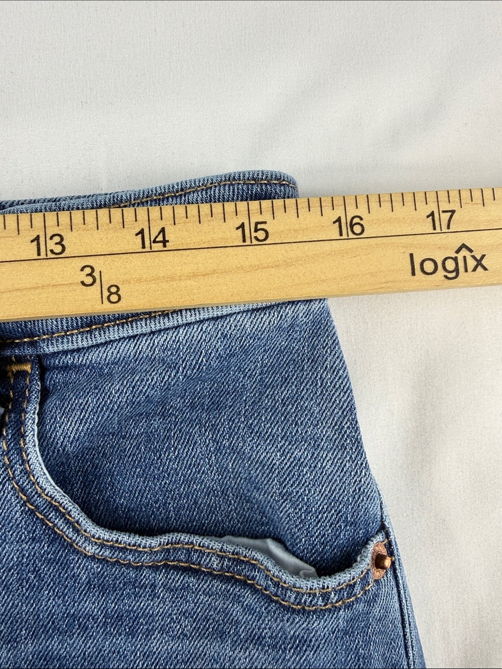 Old Navy Extra High Rise Flare Jeans Women's Size 12 Tall 32" Inseam - Picture 6 of 8